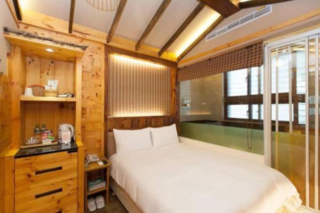 Most Natural Hotel Цзяоси Экстерьер фото