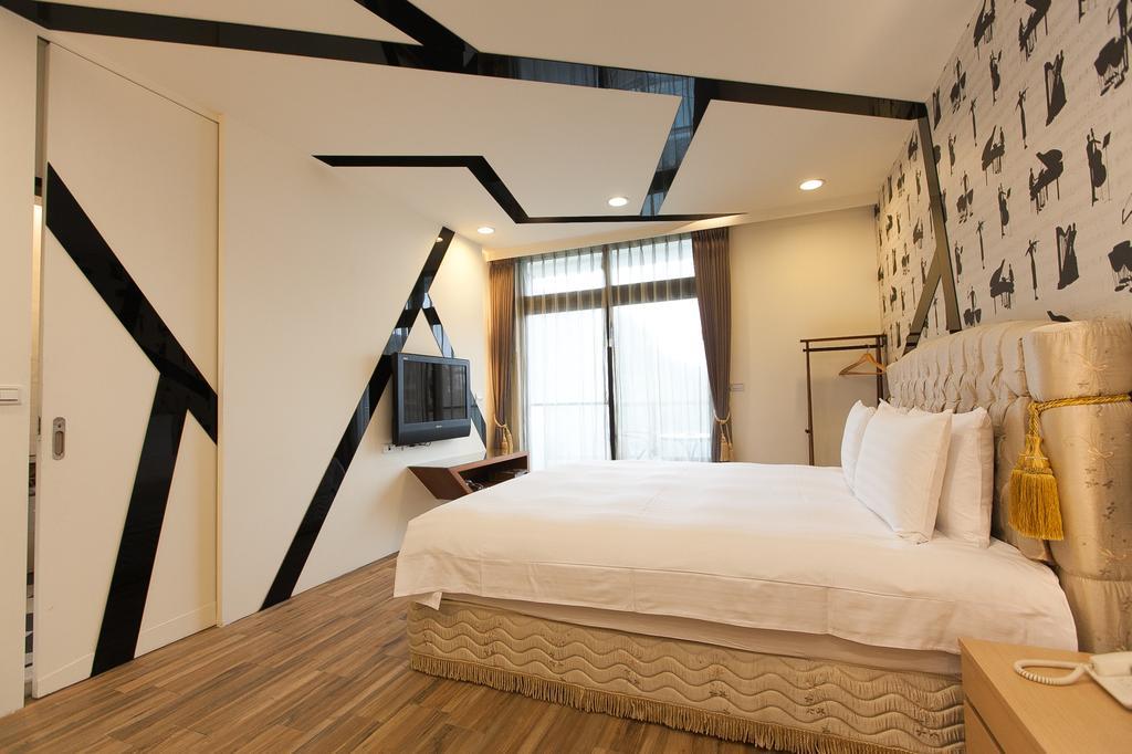 Most Natural Hotel Цзяоси Экстерьер фото
