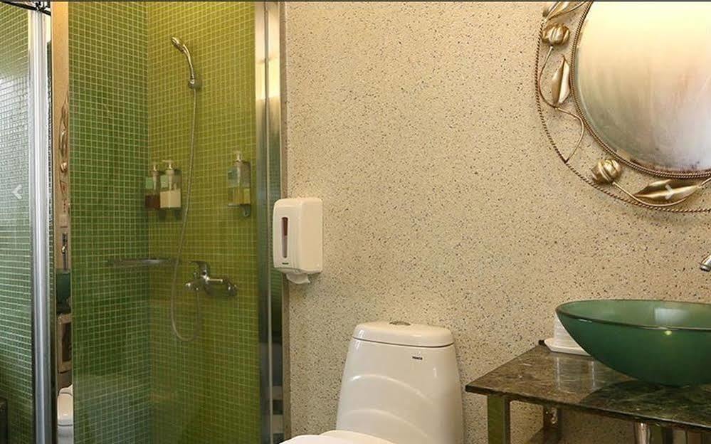 Most Natural Hotel Цзяоси Экстерьер фото