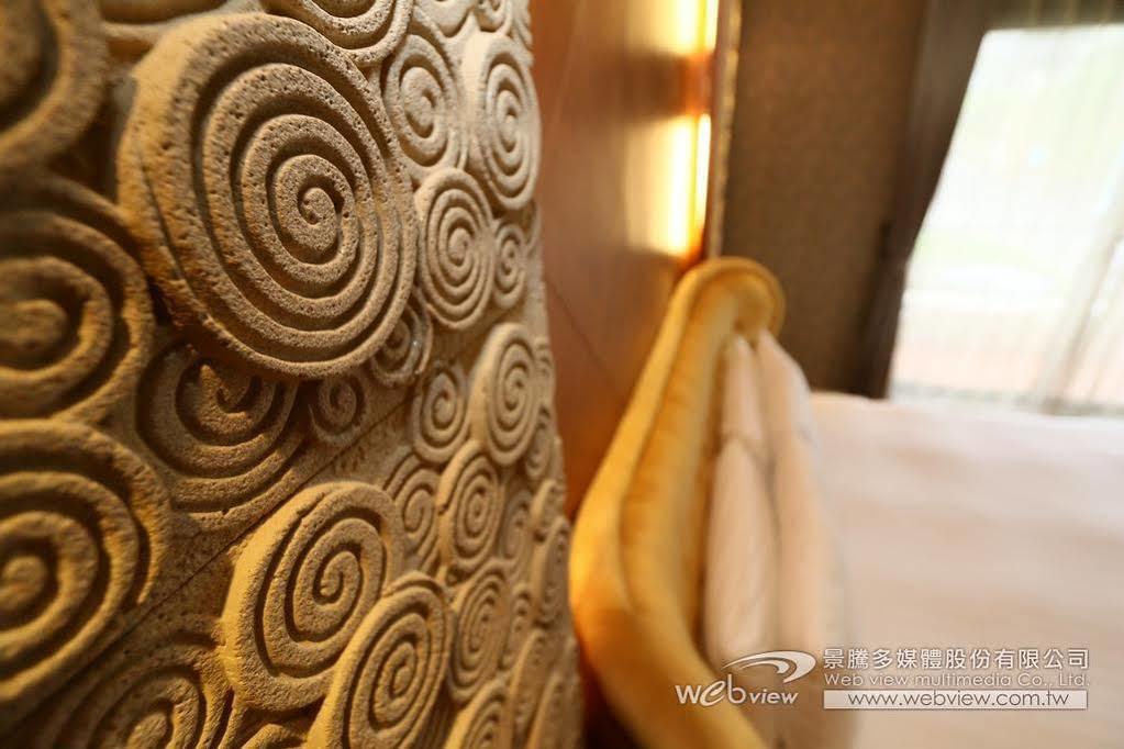 Most Natural Hotel Цзяоси Экстерьер фото
