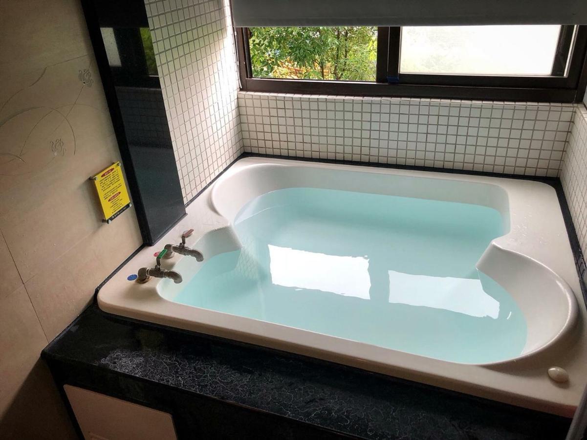 Most Natural Hotel Цзяоси Экстерьер фото